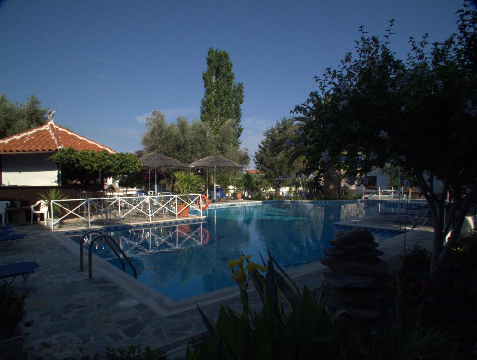 Hotel Sofia Marathókampos Extérieur photo