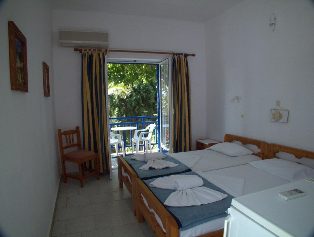 Hotel Sofia Marathókampos Extérieur photo